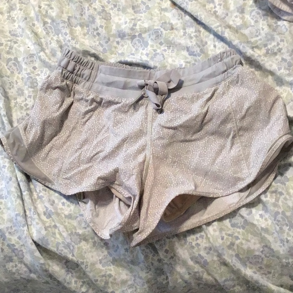 Size 4 lulu lemon shorts